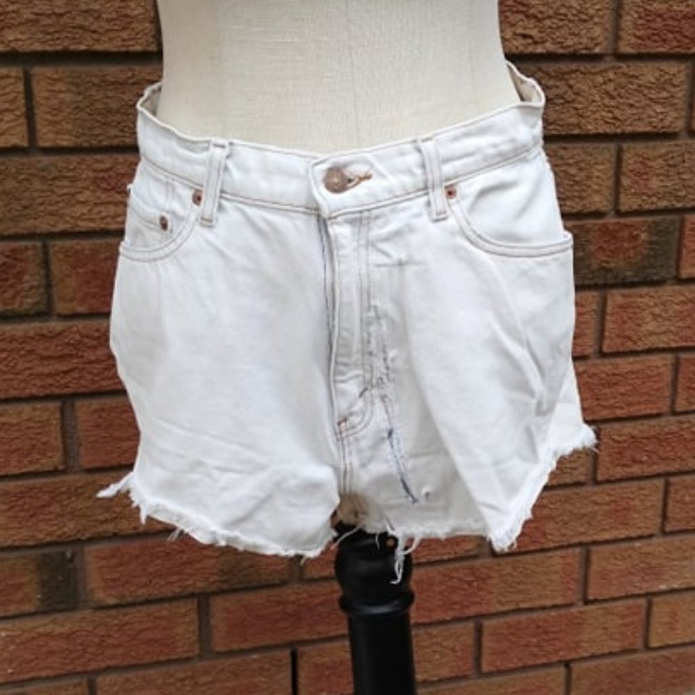 Levi's distressed shorts